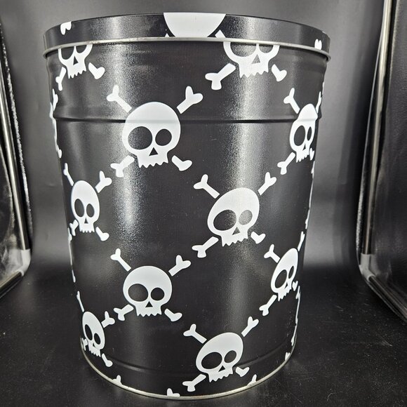 Skull Crossbones Popcorn Tin Metal Bucket 6.5 Gallon Black Halloween Decor Goth - Picture 3 of 10